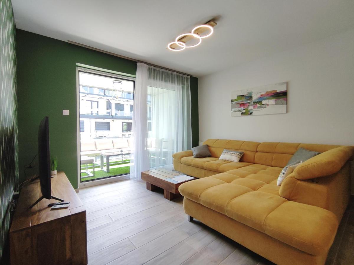 Royal Relax Apartman เคสเท ภายนอก รูปภาพ